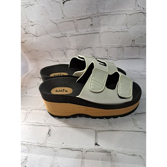 Bitis White Slip on platform‎ sandals NEW - Picture 6 of 6
